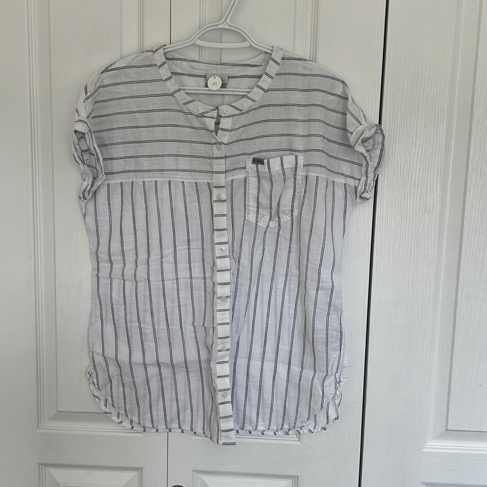 Columbia Button Up